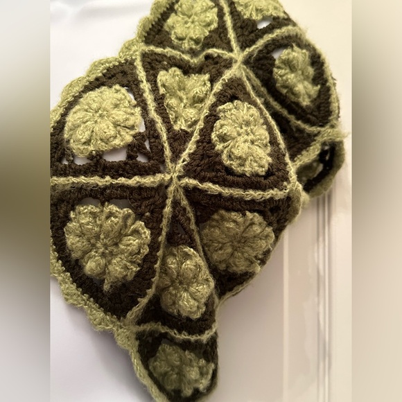 Women’s hazel crotchet bolero shrug sweater - Picture 3 of 12